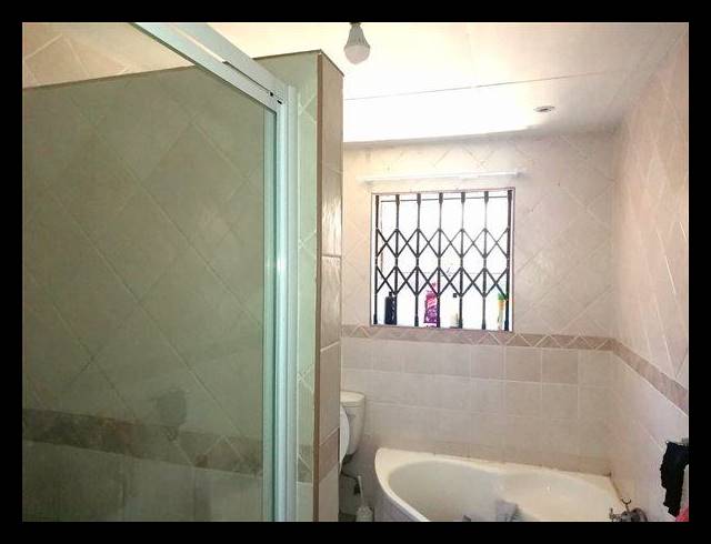 3 BEDROOM SIMPLEX FOR SALE IN ARBORETUM